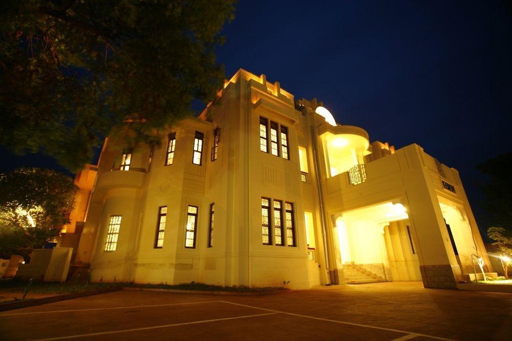 Visalam Chettinad Palace - A Cgh Earth Experience Kanadukattan Exterior photo